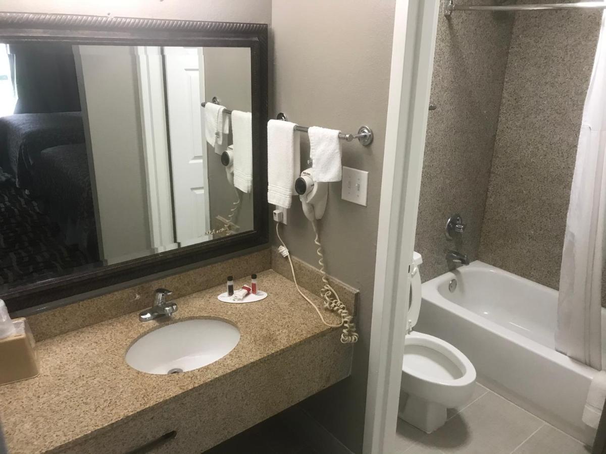 Days Inn & Suites By Wyndham Collierville Germantown Area Экстерьер фото
