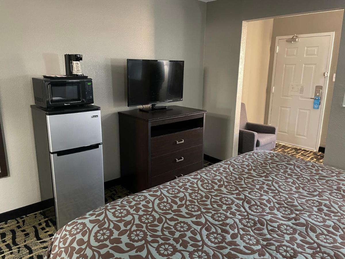 Days Inn & Suites By Wyndham Collierville Germantown Area Экстерьер фото