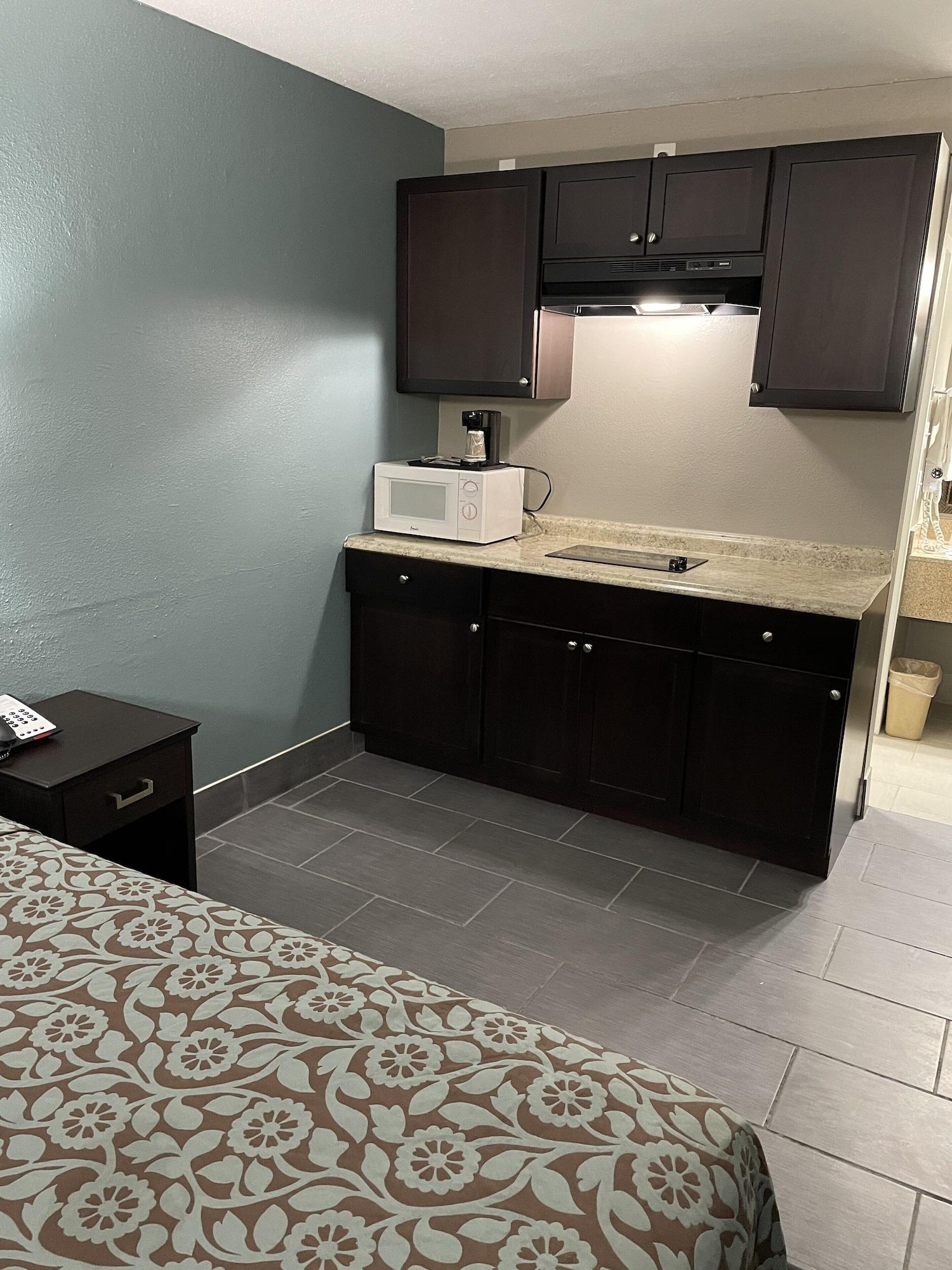 Days Inn & Suites By Wyndham Collierville Germantown Area Экстерьер фото
