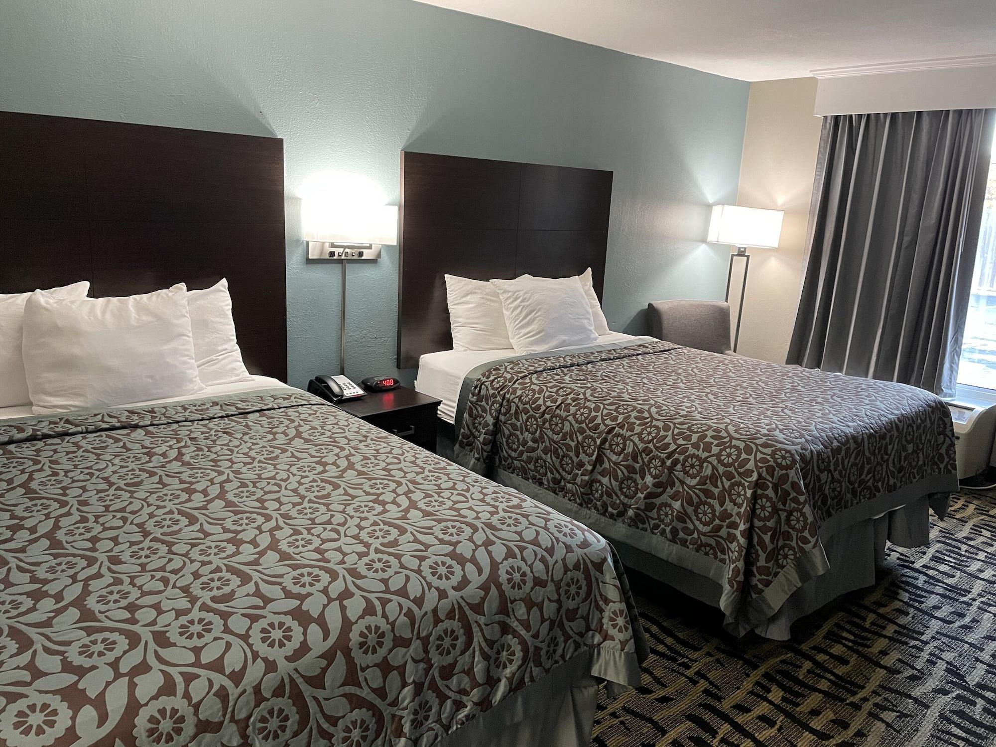 Days Inn & Suites By Wyndham Collierville Germantown Area Экстерьер фото